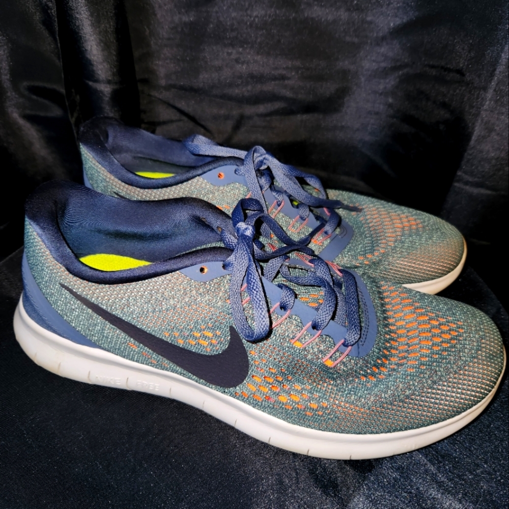 Nike Womens Free Blue Gray Running Shoes Lace Up Low Top Size 9